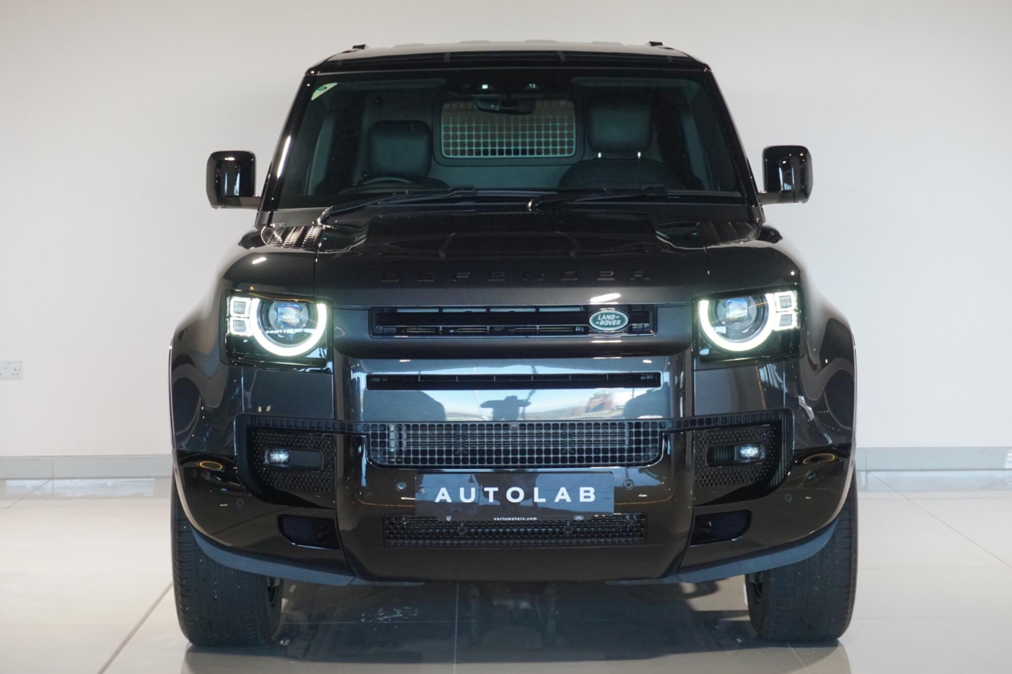 Land Rover Defender 110 3.0 D350 MHEV X-Dynamic HSE Hard Top SUV 5dr Diesel Auto 4WD MWB Euro 6 (s/s) (350 ps)